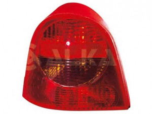 ALKAR 2201171 kombinuotas galinis žibintas 
 Kėbulas -> Transporto priemonės galas -> Kombinuotas galinis žibintas/dalys -> Kombinuotas galinis žibintas
7700426319