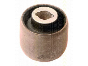 TRISCAN 8500 27828 valdymo svirties/išilginių svirčių įvorė 
 Ašies montavimas/vairavimo mechanizmas/ratai -> Valdymo svirtis/pasukamosios svirties sujungimas -> Montavimas/sutvirtinimas
30645847, 31201003, 31304040