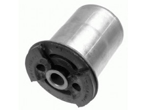 LEMFÖRDER 22493 01 stebulės laikiklio įvorė 
 Ašies montavimas/vairavimo mechanizmas/ratai -> Ašies atrama/ašies korpusas/ašies montavimas -> Pasukamojo veleno sujungimas
77 00 821 167