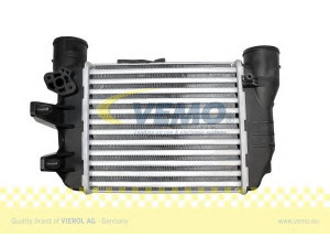VEMO V15-60-6041 tarpinis suslėgto oro aušintuvas, kompresorius 
 Variklis -> Oro tiekimas -> Įkrovos agregatas (turbo/superįkrova) -> Tarpinis suslėgto oro aušintuvas
8E0 145 805 L, 8E0 145 805 N