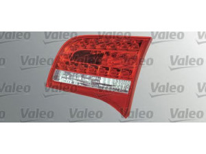 VALEO 043848 kombinuotas galinis žibintas 
 Elektros įranga -> Šviesos -> Kombinuotas galinis žibintas/dalys -> Kombinuotas galinis žibintas
4F9945093E