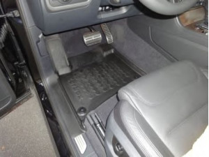 CARBOX 401783000 kojų kilimėlis 
 Vidaus įranga -> Kojų kilimėlis