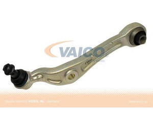 VAICO V30-1869 vikšro valdymo svirtis 
 Ašies montavimas/vairavimo mechanizmas/ratai -> Valdymo svirtis/pasukamosios svirties sujungimas -> Vairo trauklės (valdymo svirtis, išilginis balansyras, diago
221 330 77 07