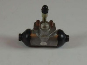 AISIN AF-004 rato stabdžių cilindras 
 Stabdžių sistema -> Ratų cilindrai
25177-GA340, 6252-00171, 6252-00173