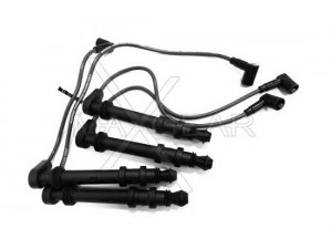 MAXGEAR 53-0028 uždegimo laido komplektas 
 Kibirkšties / kaitinamasis uždegimas -> Uždegimo laidai/jungtys
46413088