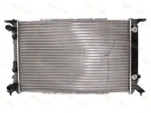 THERMOTEC D7A025TT radiatorius, variklio aušinimas 
 Aušinimo sistema -> Radiatorius/alyvos aušintuvas -> Radiatorius/dalys
8K0121251K, 8K0121251T