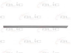 BLIC 5703-04-0014577P apdailos/apsauginės juostelė, durelės 
 Kėbulas -> Apdaila/apsauga/dekoratyvinės juostelės/emblemos -> Apdailos/apsauginės juostelės
4B0853963BGRU