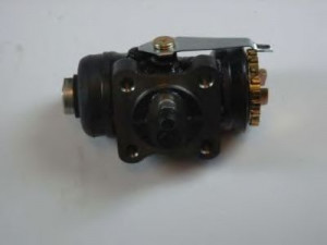 AISIN AT-005R rato stabdžių cilindras