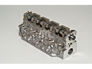 AMC 908143K cilindro galvutė 
 Variklis -> Cilindrų galvutė/dalys -> Cilindrų galvutė