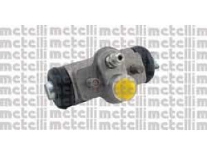 METELLI 04-0286 rato stabdžių cilindras 
 Stabdžių sistema -> Ratų cilindrai
43300-671-632, 43300-671-633