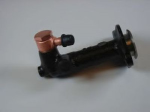 AISIN QT-038 pagrindinis cilindras, sankaba
