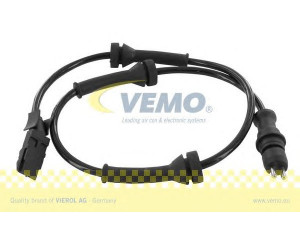 VEMO V46-72-0102 jutiklis, rato greitis 
 Elektros įranga -> Jutikliai
82 00 043 135, 82 00 346 992